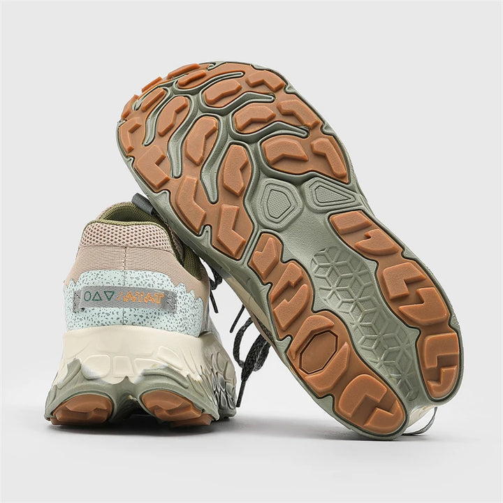 Cloudaway Hiking Sneaker