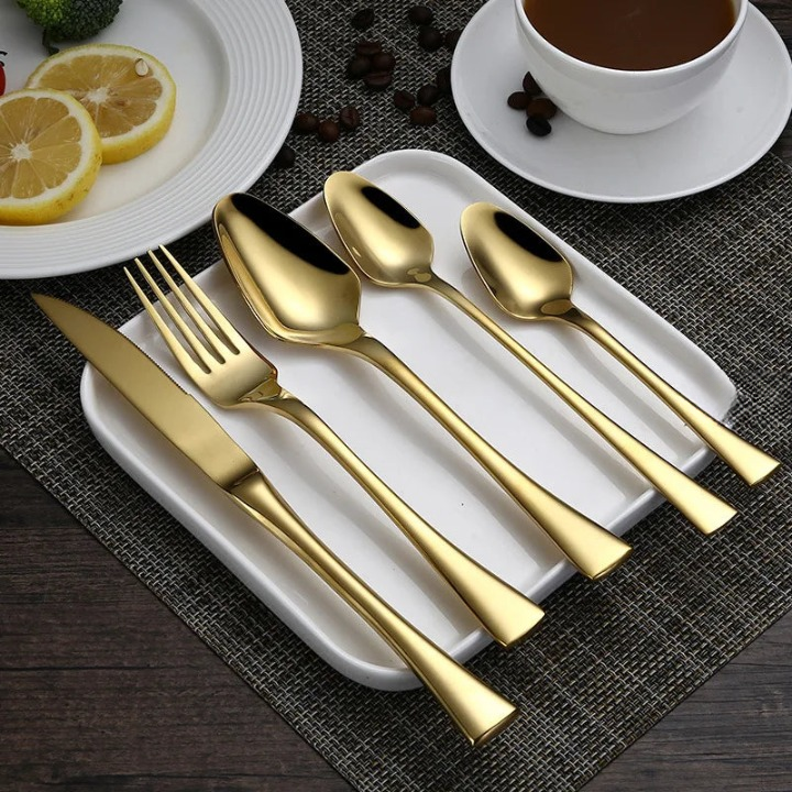 Sovereign Classic Flatware Set